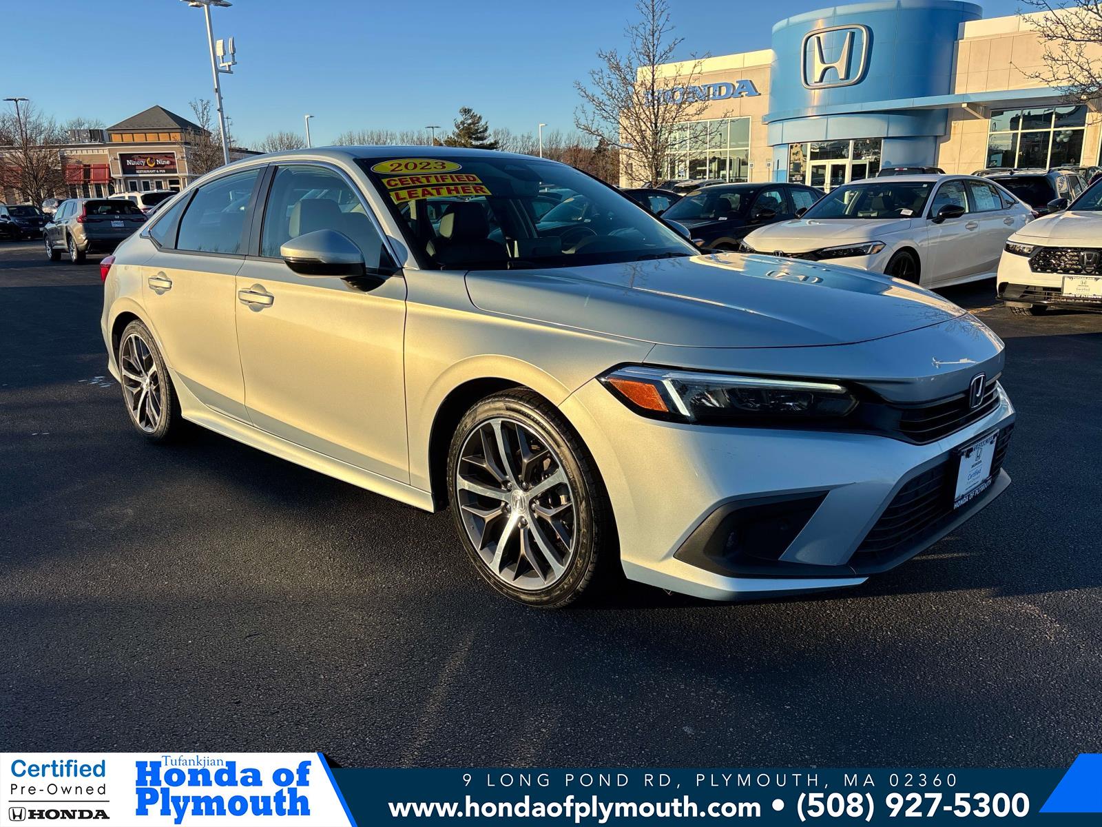 2023 Honda Civic Touring's photo