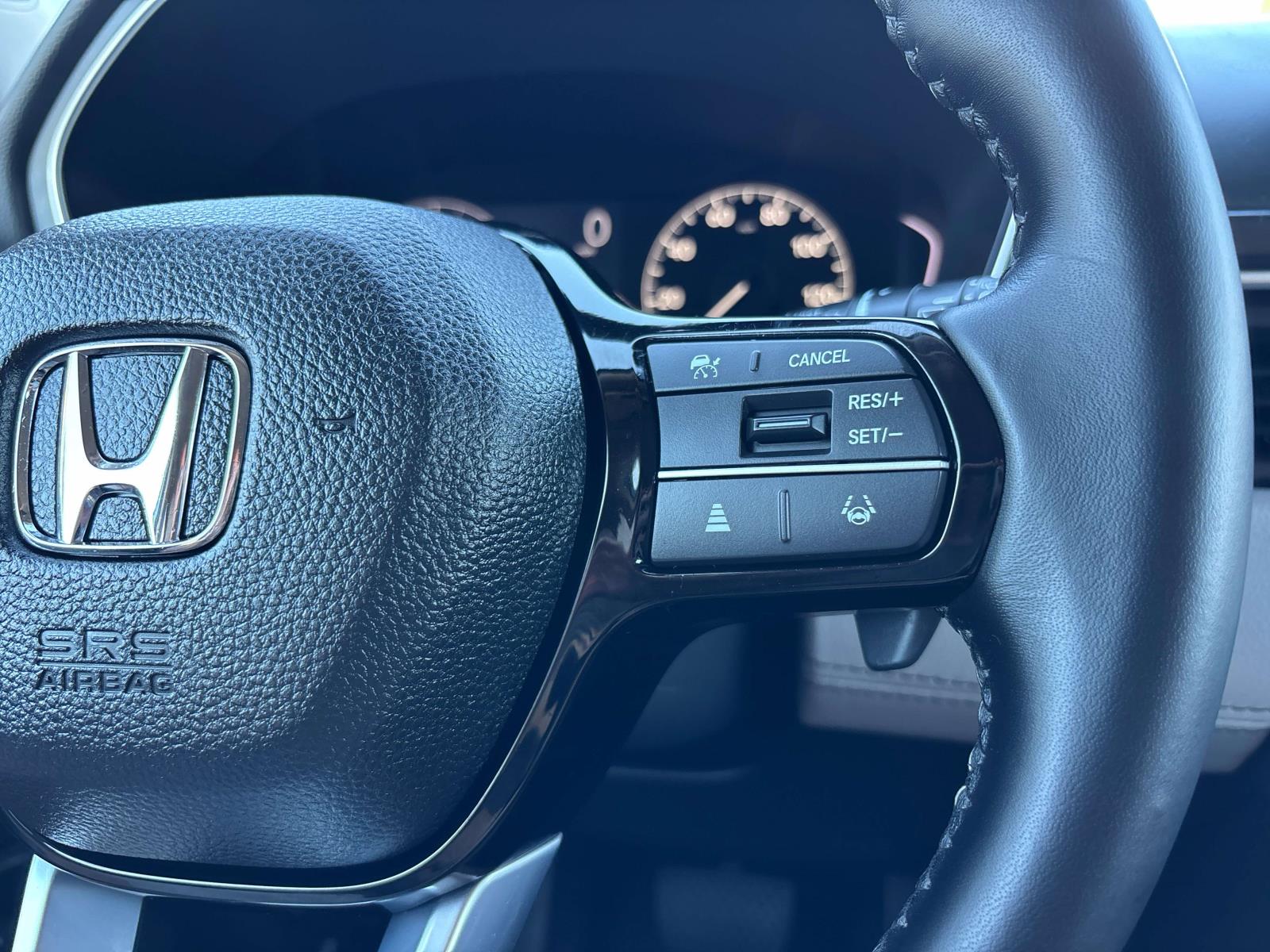 2024 Honda Pilot EX-L - Photo 24