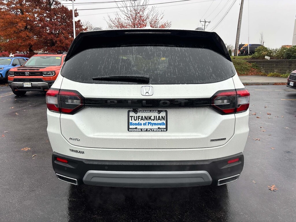 New 2025 Honda Pilot Touring SUV