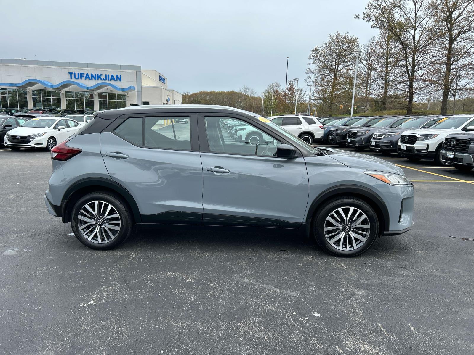 Used 2021 Nissan Kicks SV with VIN 3N1CP5CV5ML566762 for sale in Plymouth, MA