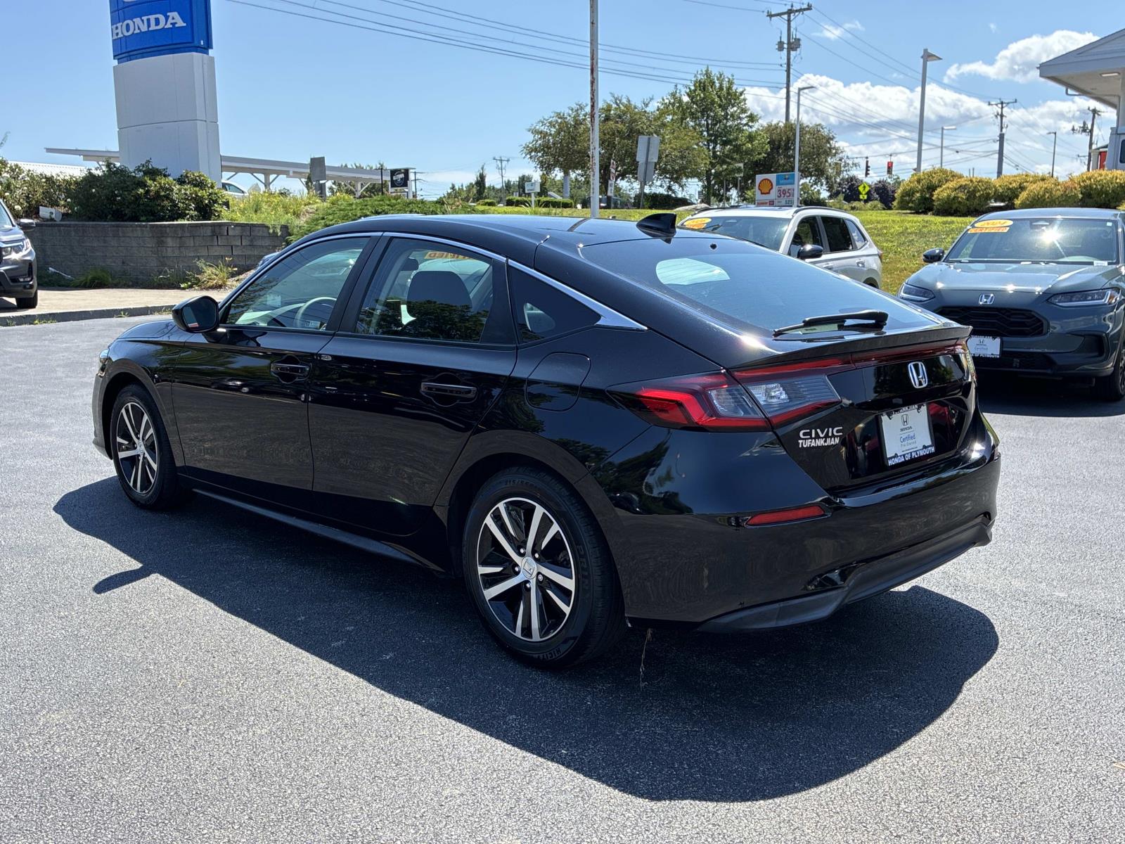2023 Honda Civic Hatchback LX - Photo 6