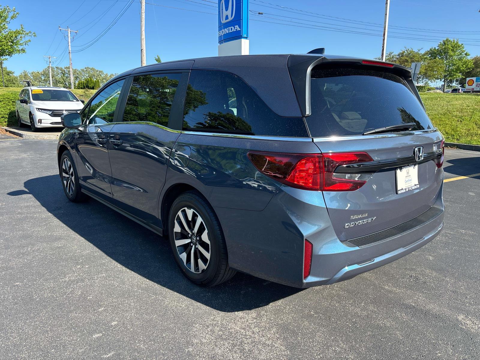 2025 Honda Odyssey EX-L - Photo 5