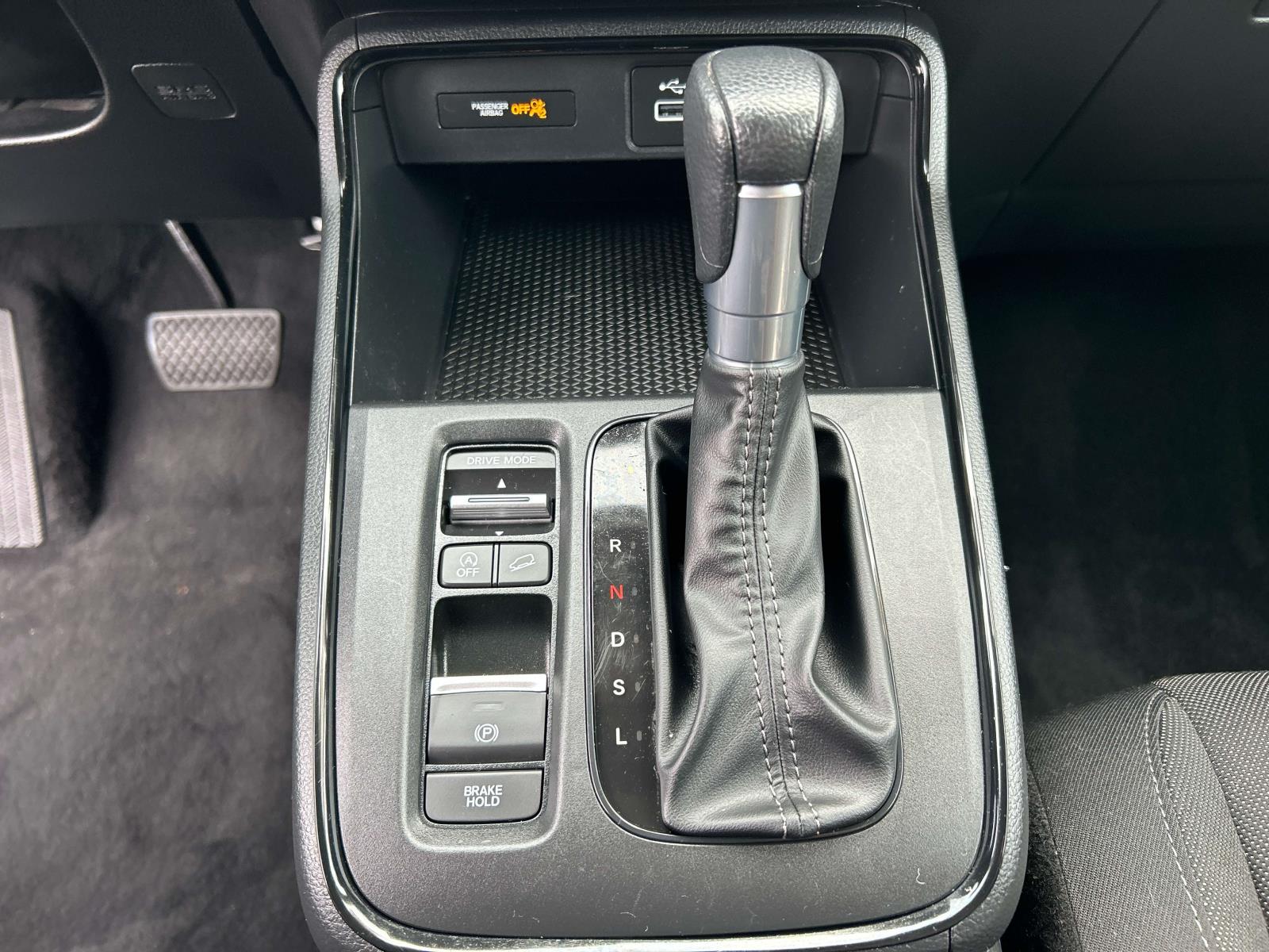 2025 Honda CR-V LX - Photo 27