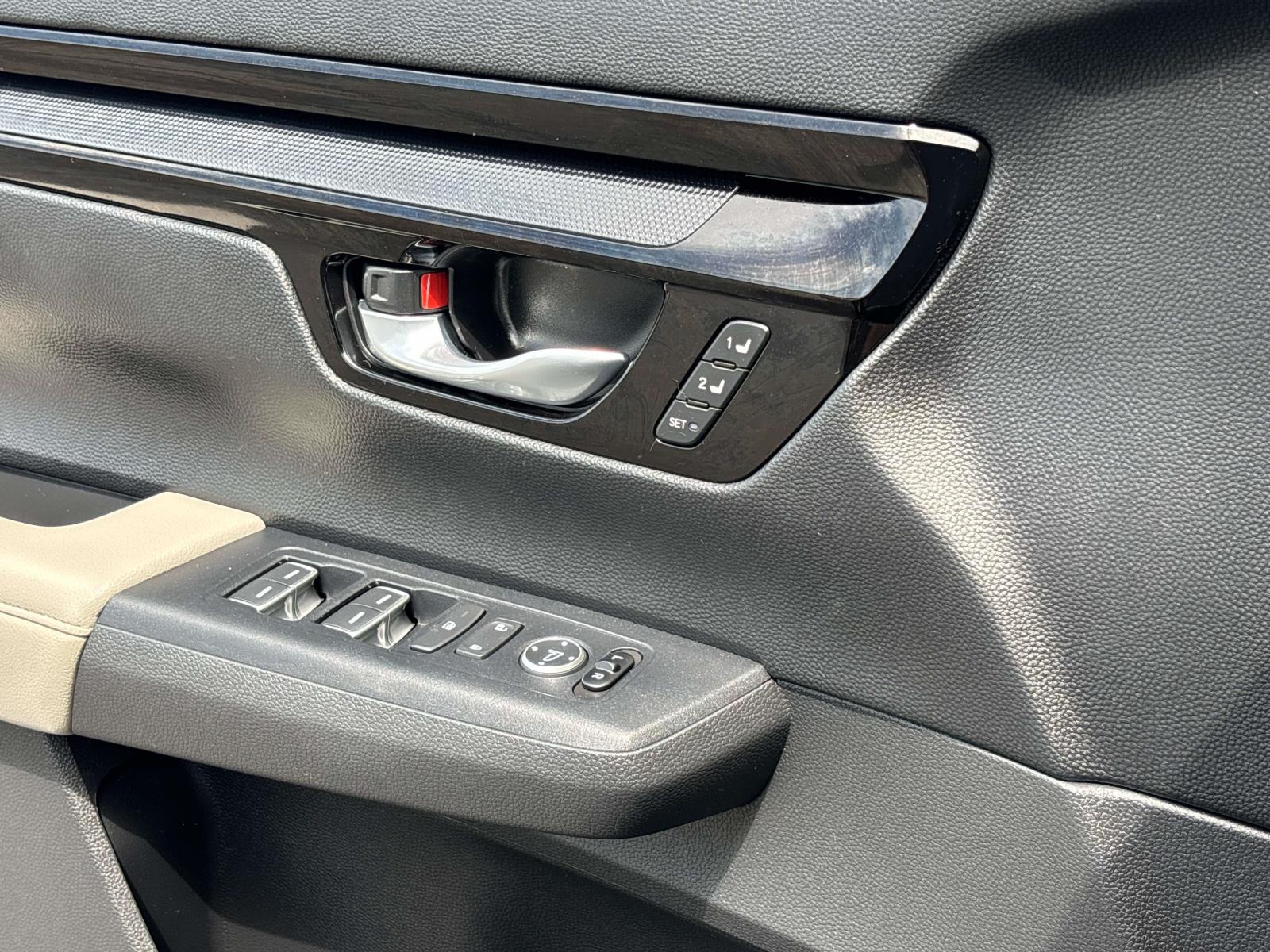 2023 Honda CR-V EX-L - Photo 17
