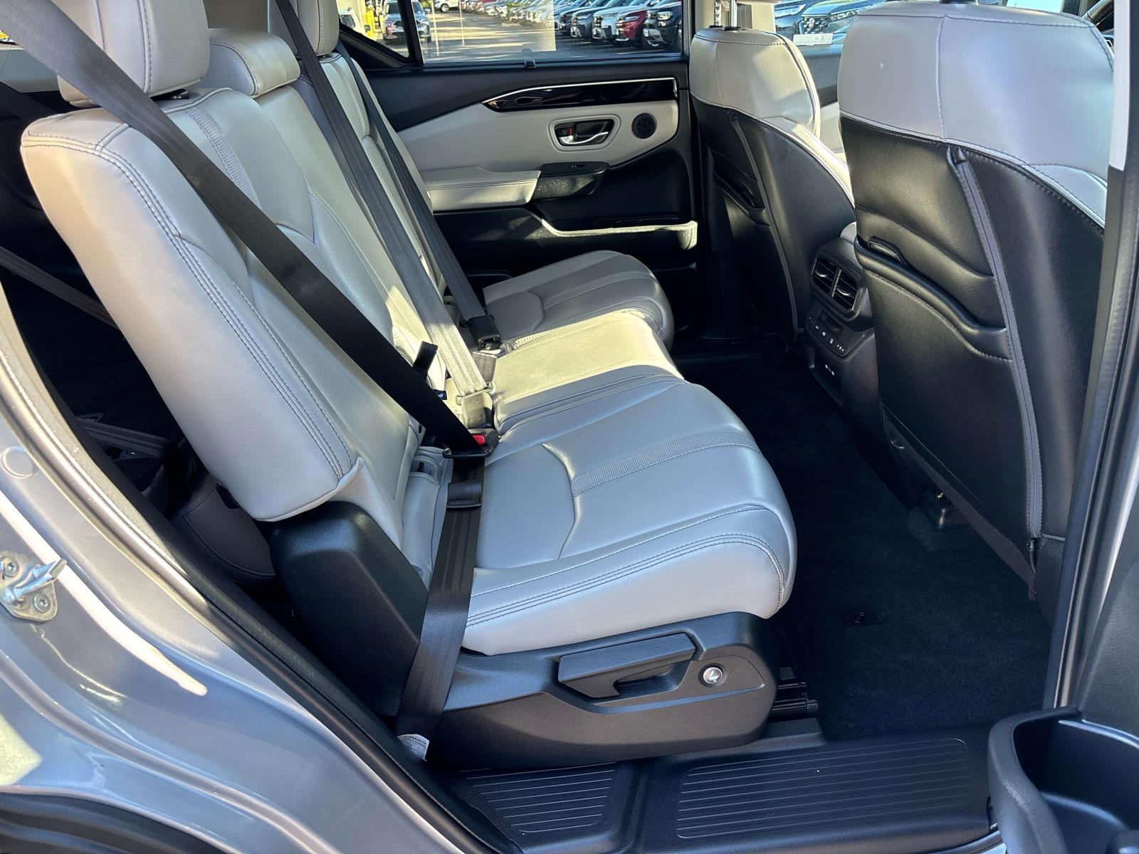 2024 Honda Pilot EX-L - Photo 19