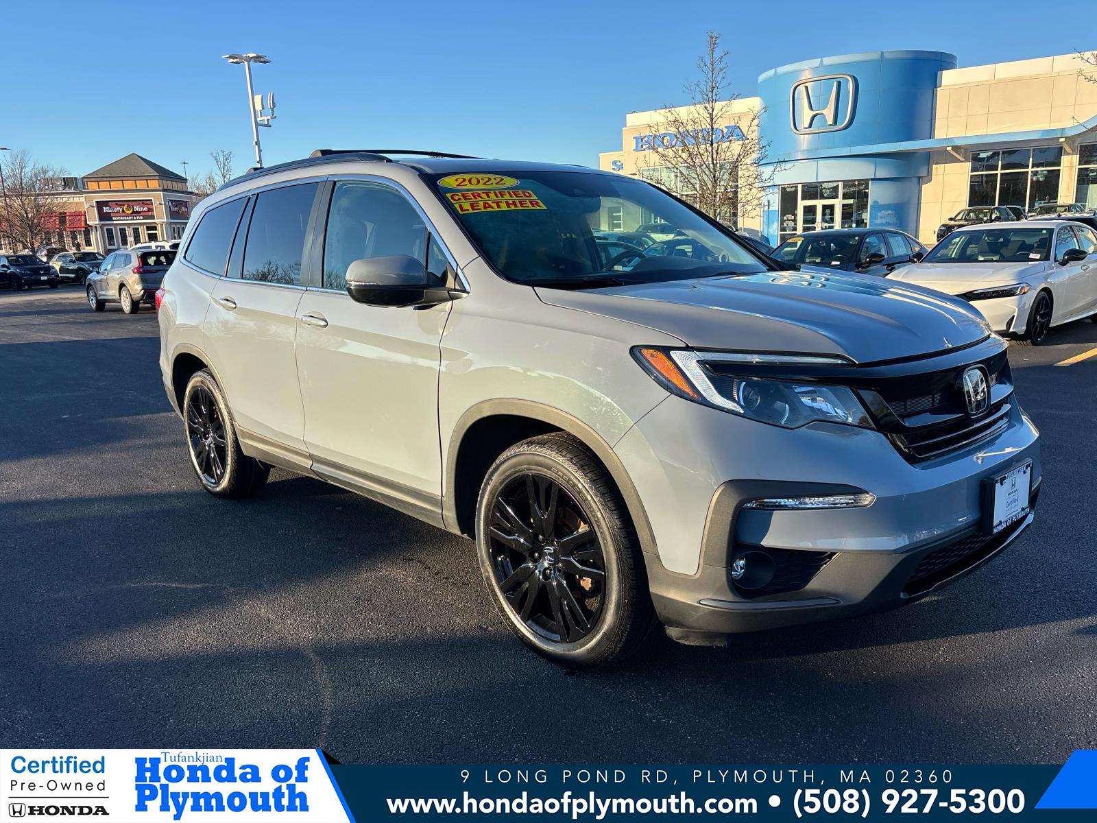 2022 Honda Pilot SE's photo