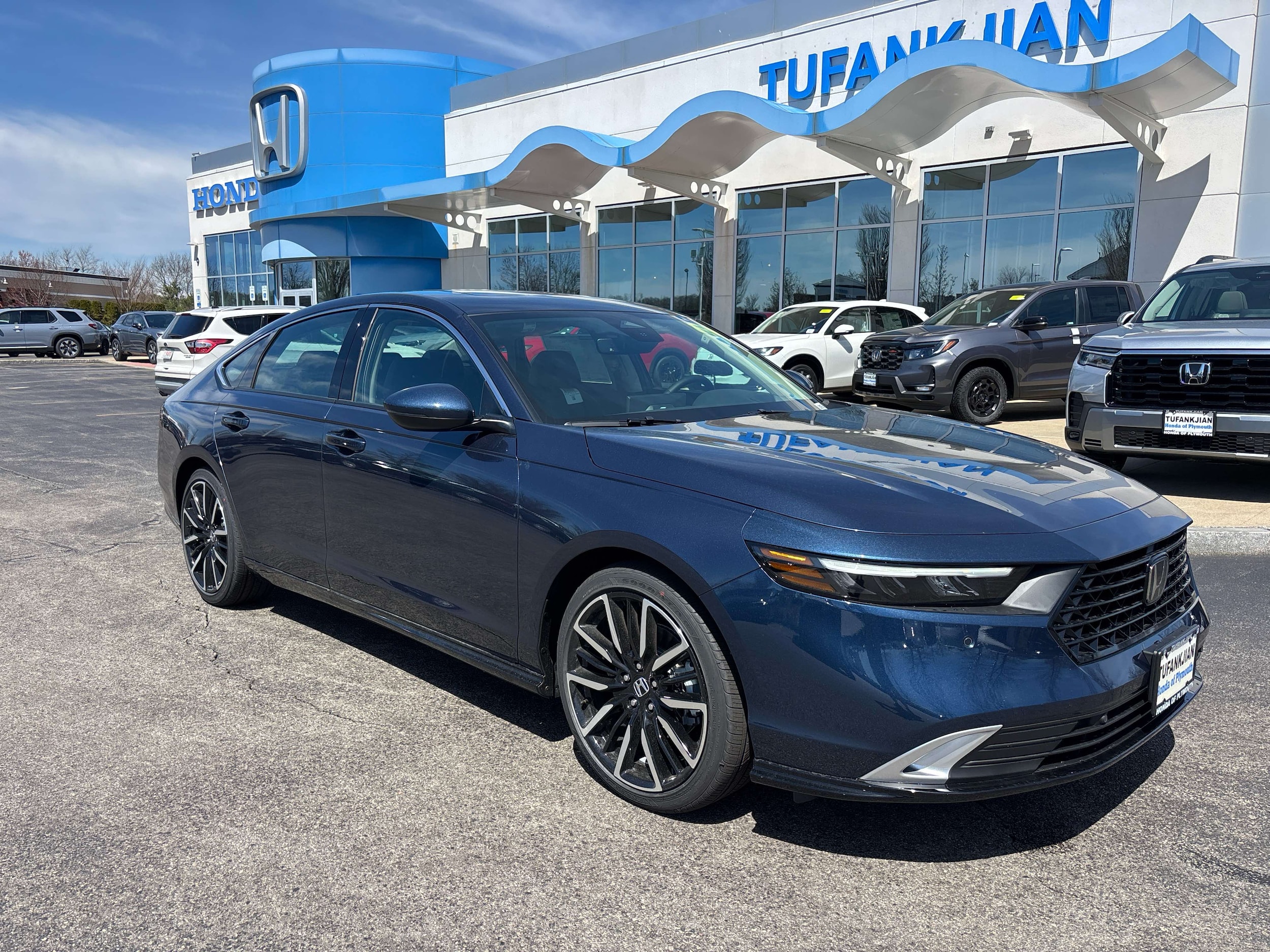 2026 Honda Accord Hybrid Touring's photo