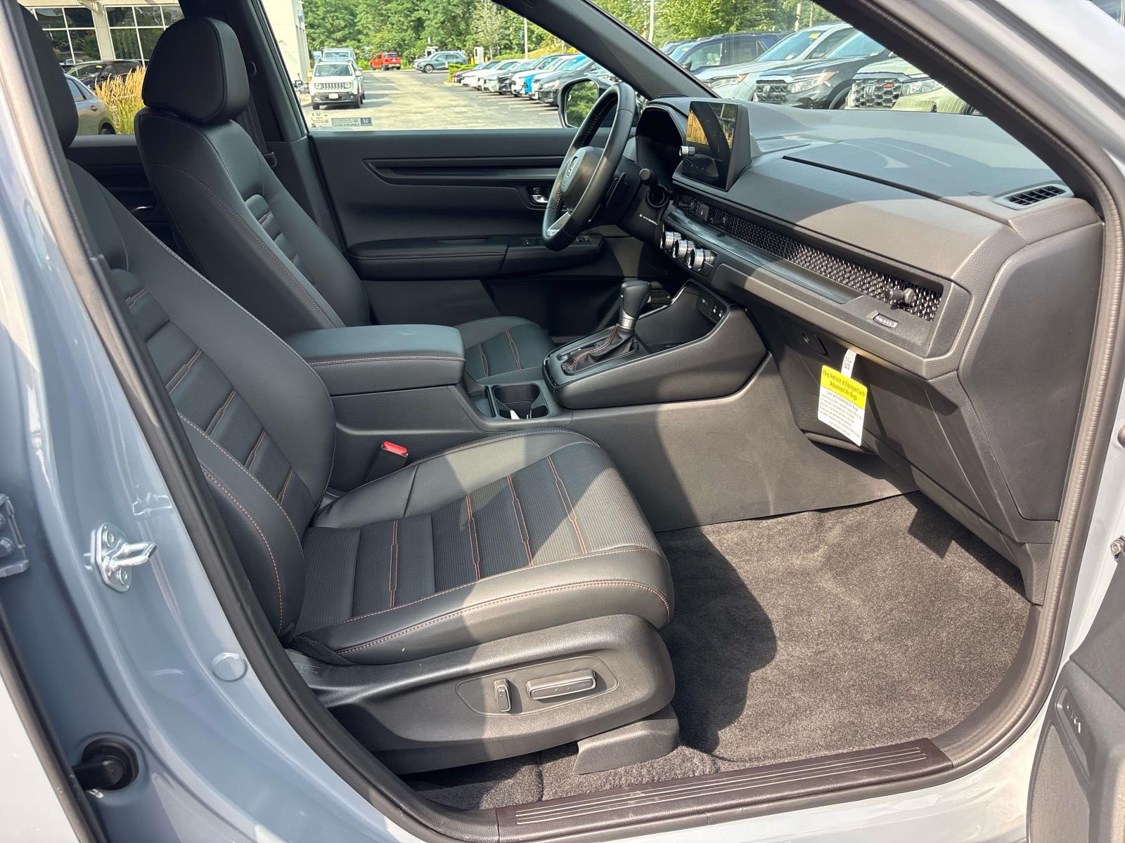 2026 Honda CR-V Sport-L - Photo 17