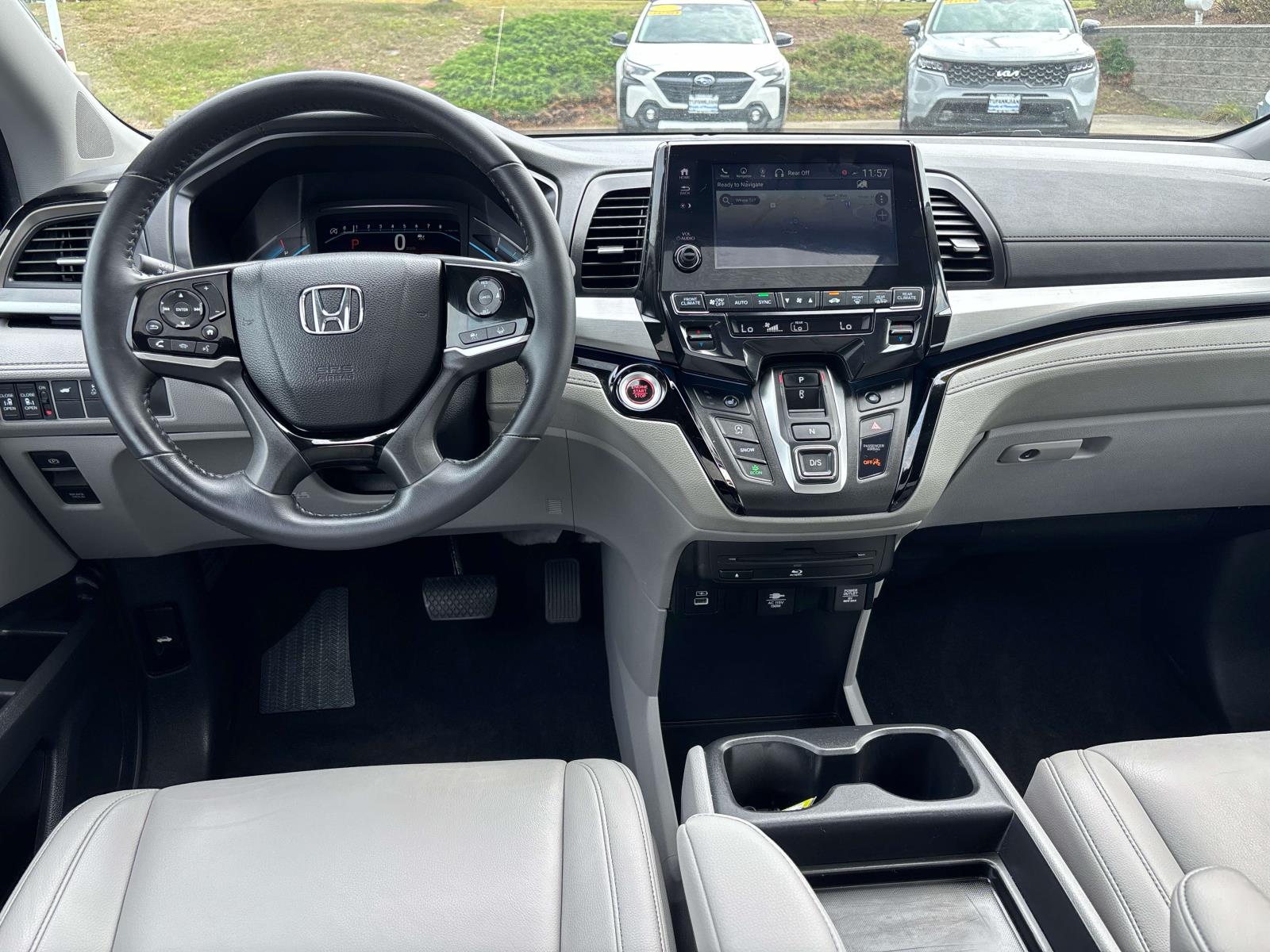 2024 Honda Odyssey Touring - Photo 13