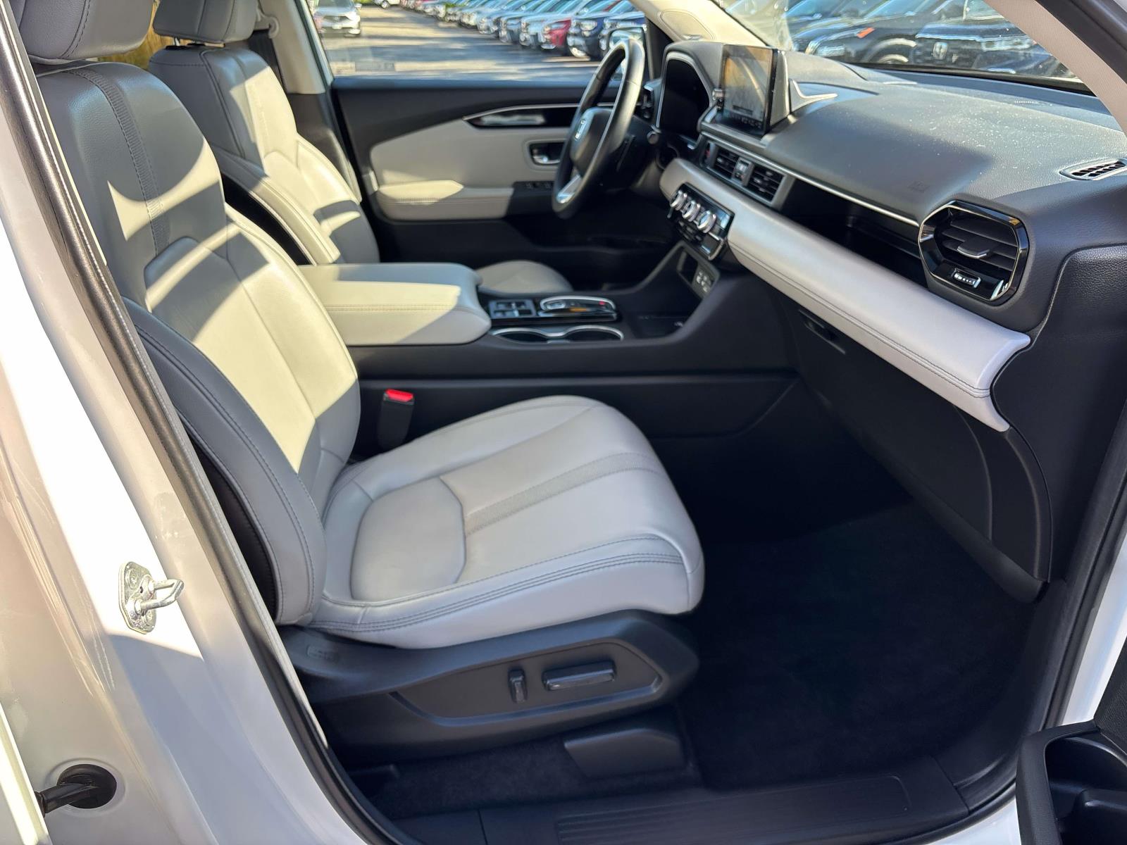 2024 Honda Pilot Touring - Photo 22