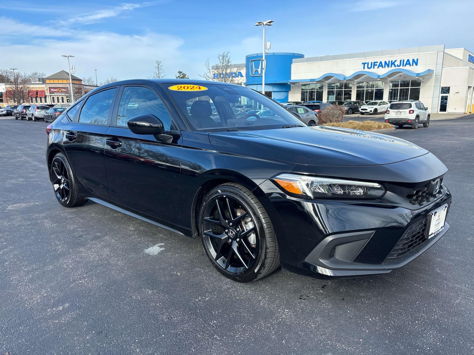 2024 Honda Civic Hatchback Sport's photo