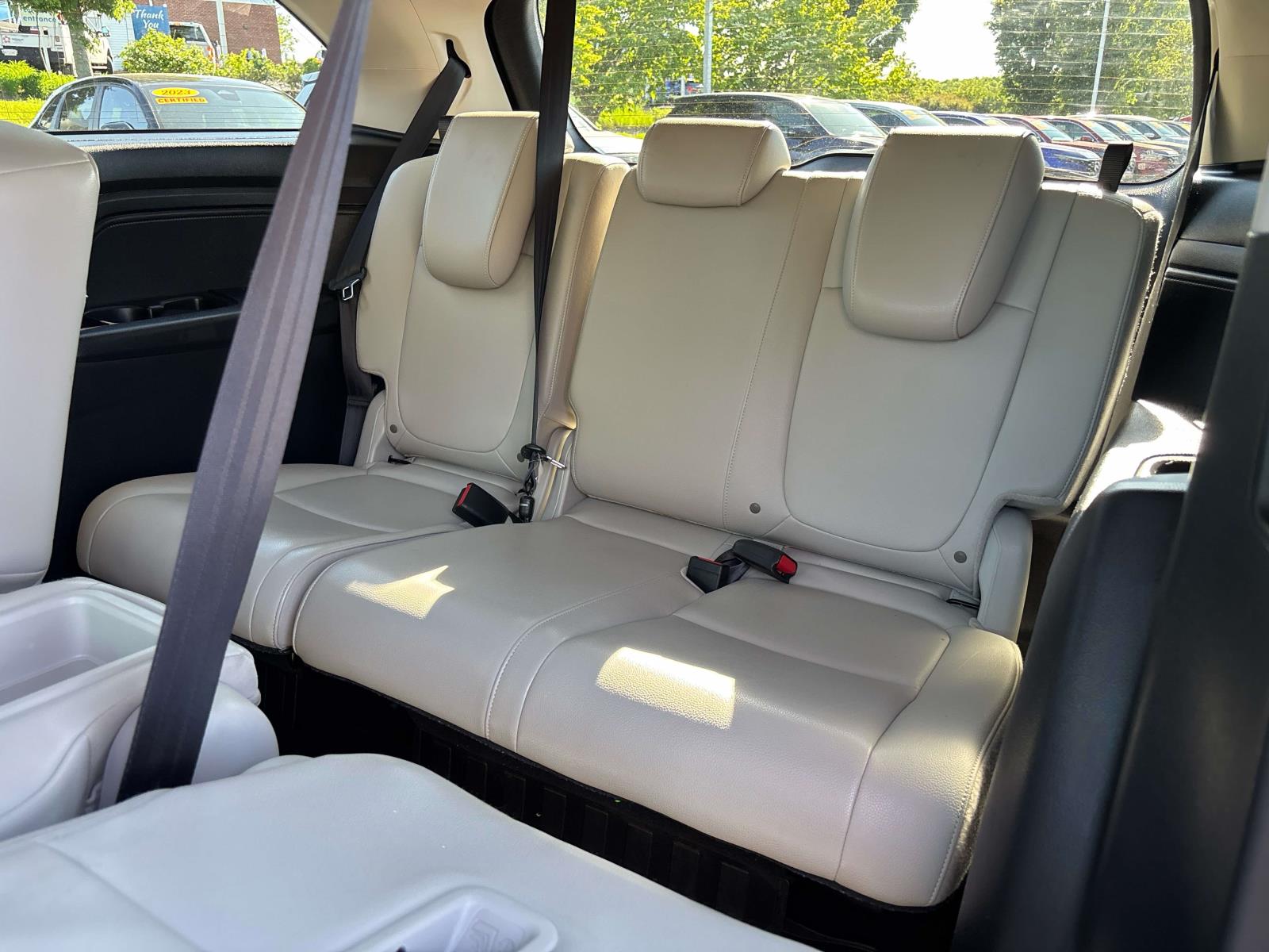 2025 Honda Odyssey EX-L - Photo 16