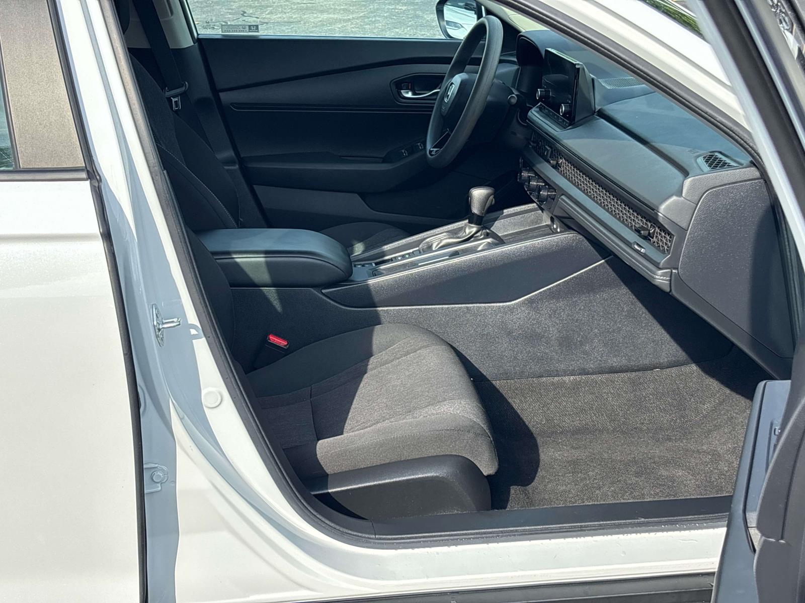 2023 Honda Accord LX - Photo 17