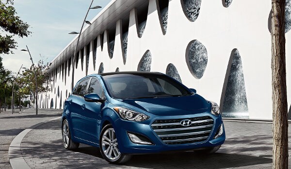 2016 Hyundai Elantra GT.jpg 2016 Hyundai Elantra GT
