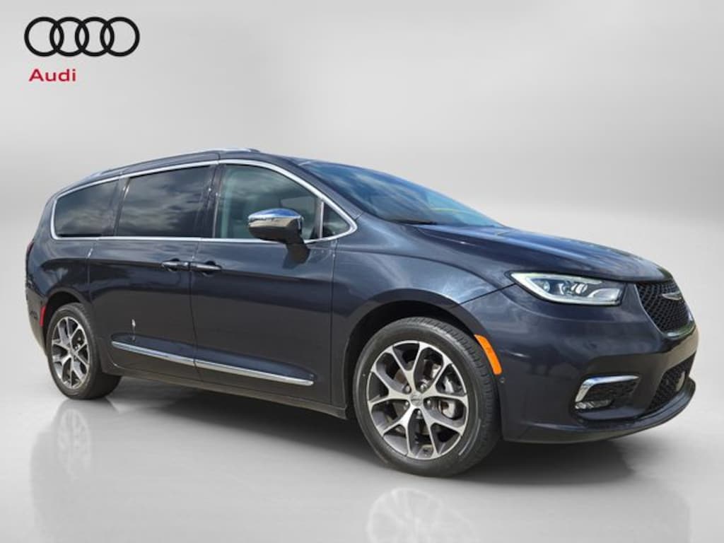 Used 2021 Chrysler Pacifica Limited Van Passenger Van