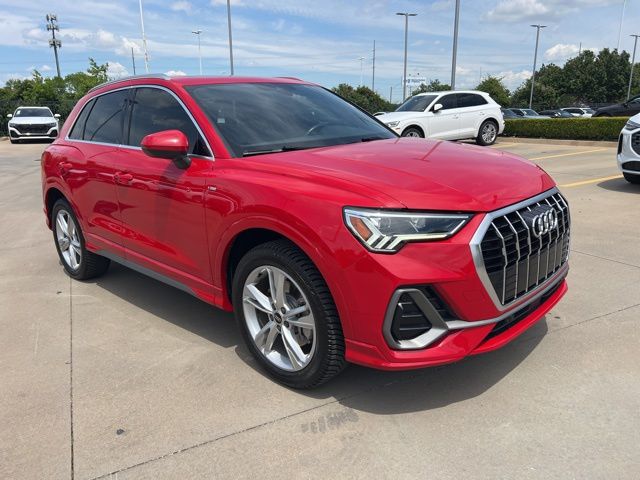 2021 Audi Q3 45 TFSI S Line Premium Plus quattro's photo