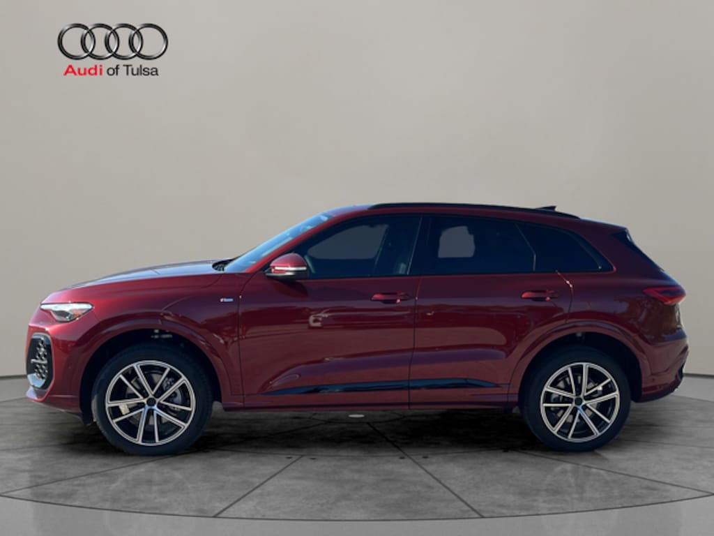 New 2026 Audi Q5 2.0T Premium SUV