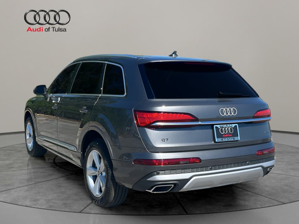 New 2026 Audi Q7 45 Premium SUV
