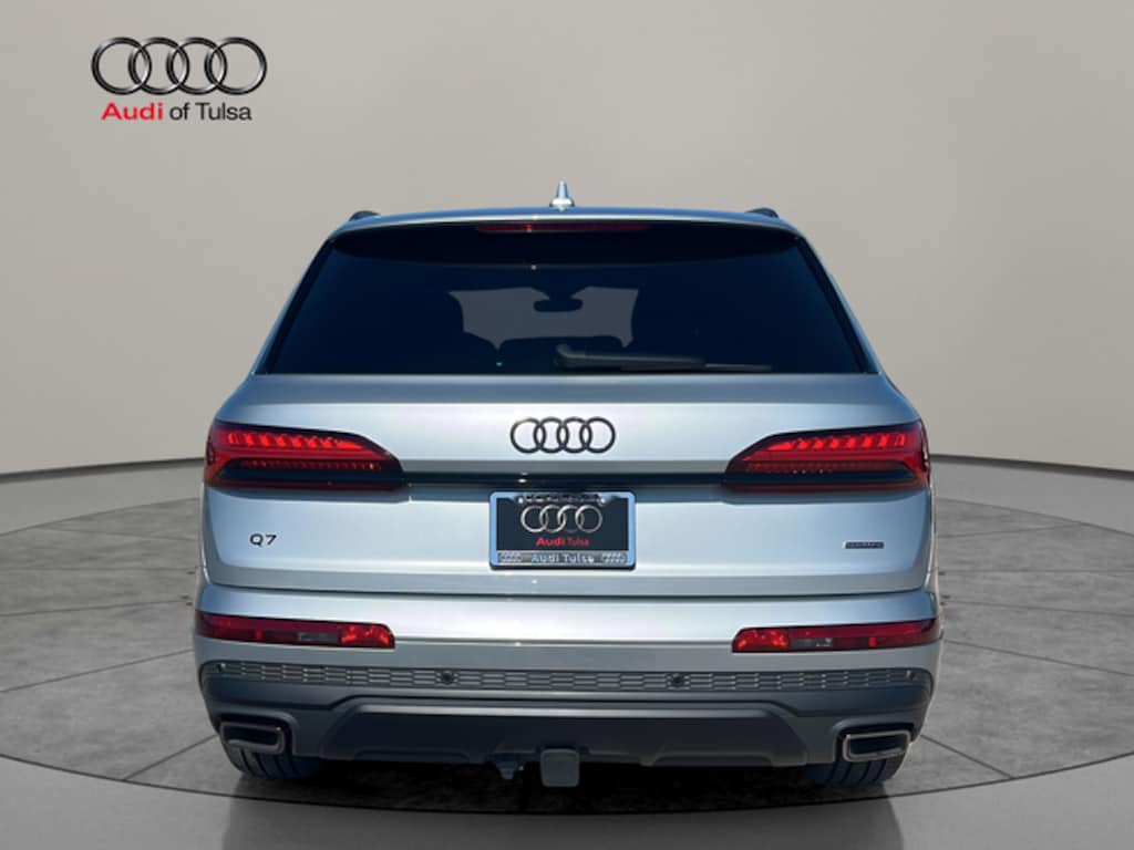 New 2026 Audi Q7 45 Premium SUV