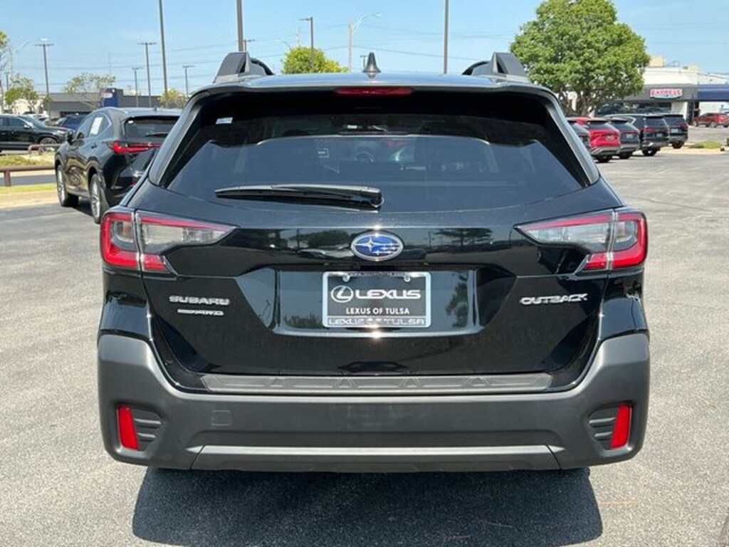 Used 2021 Subaru Outback Premium SUV