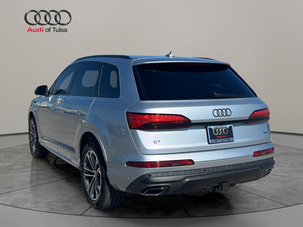New 2026 Audi Q7 45 Premium SUV