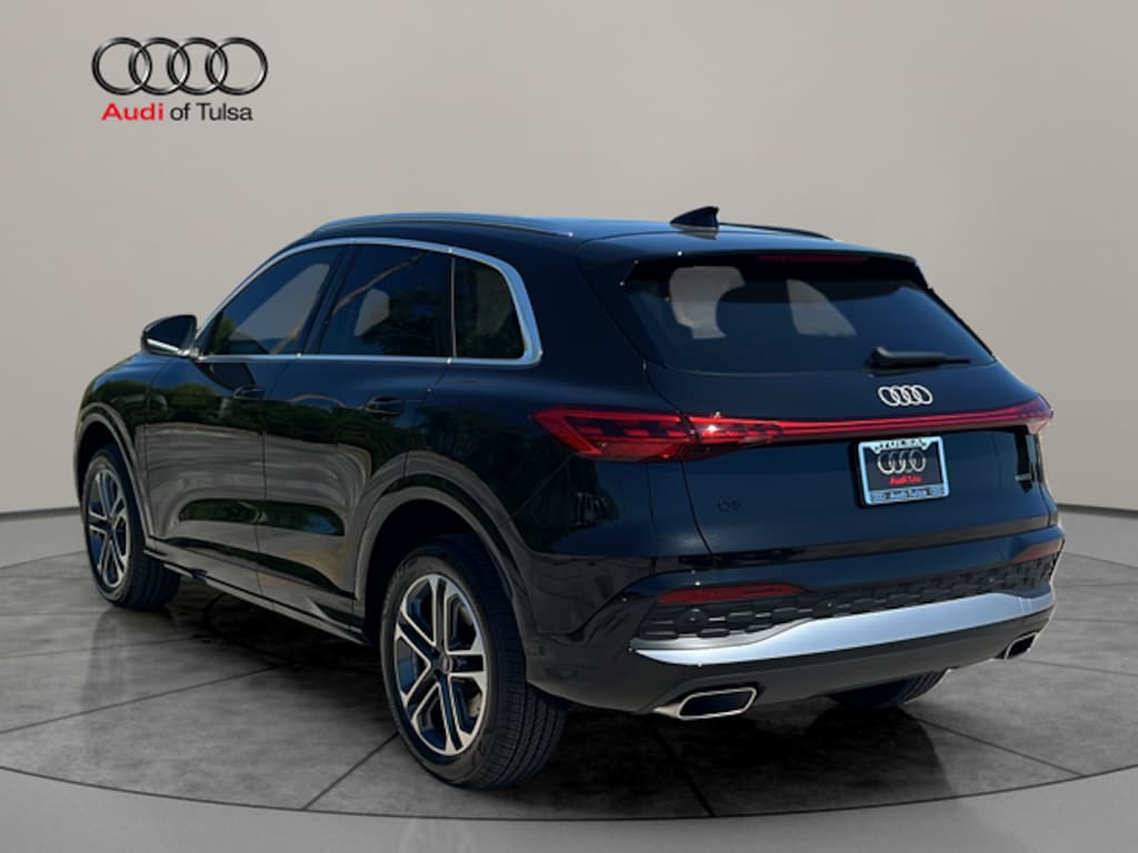 New 2026 Audi Q5 2.0T Premium SUV