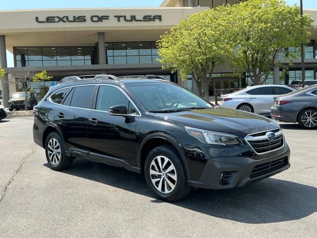 Used 2021 Subaru Outback Premium SUV