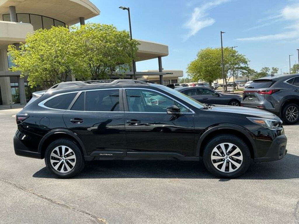 Used 2021 Subaru Outback Premium SUV