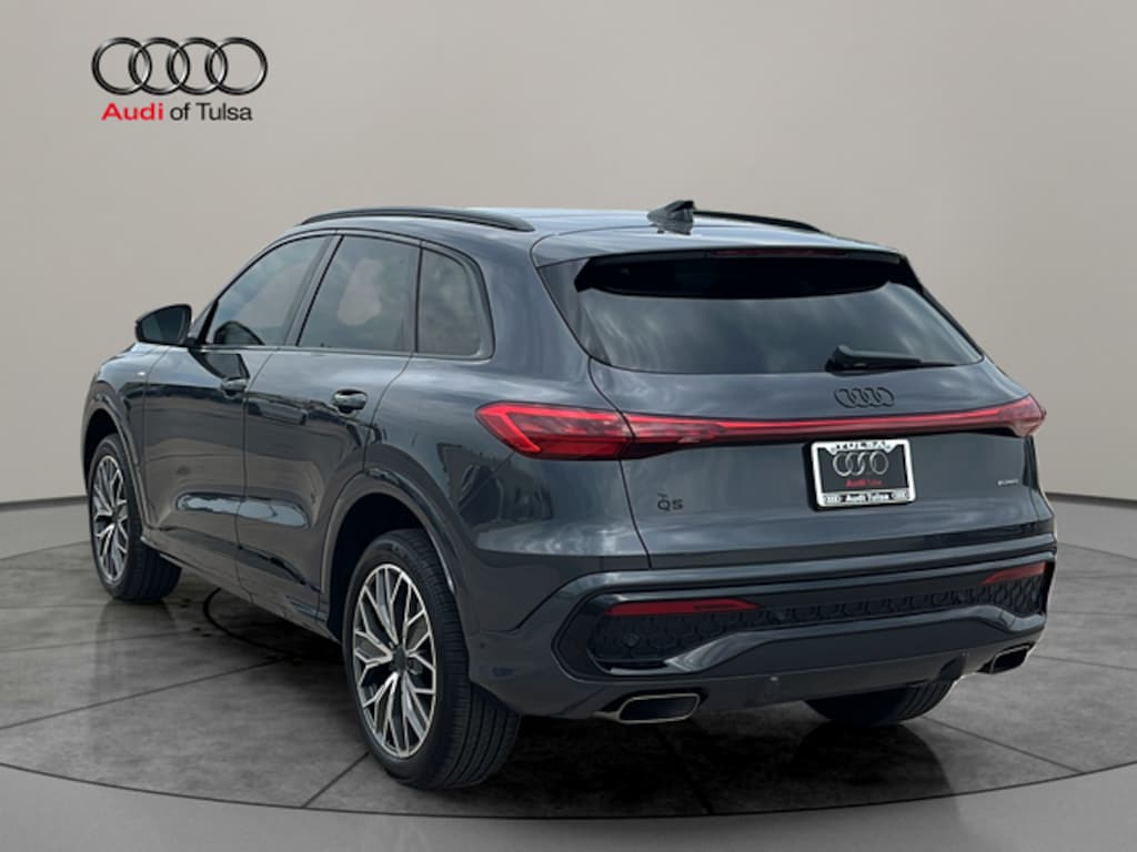 New 2026 Audi Q5 2.0T Premium SUV