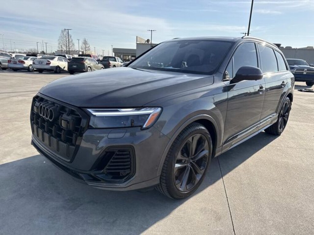 New 2026 Audi Q7 55 Premium SUV