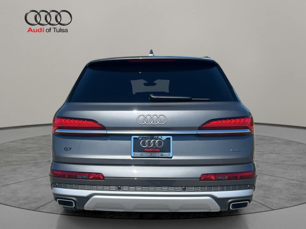 New 2026 Audi Q7 45 Premium SUV