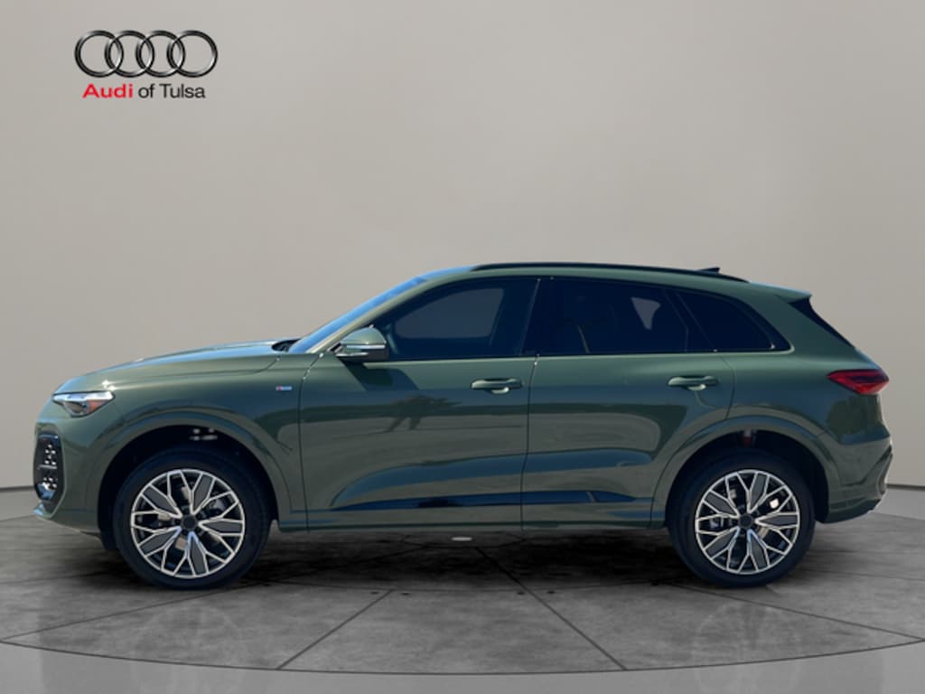 New 2026 Audi Q5 2.0T Premium SUV