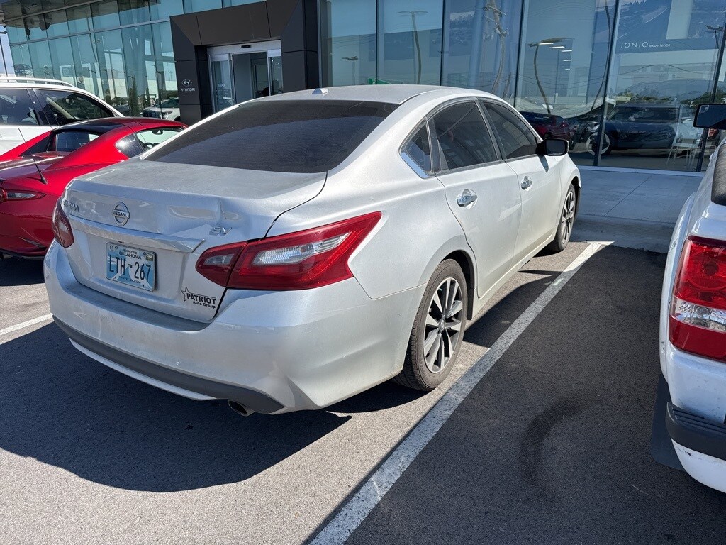 2018 Nissan Altima 2.5 SV photo 4