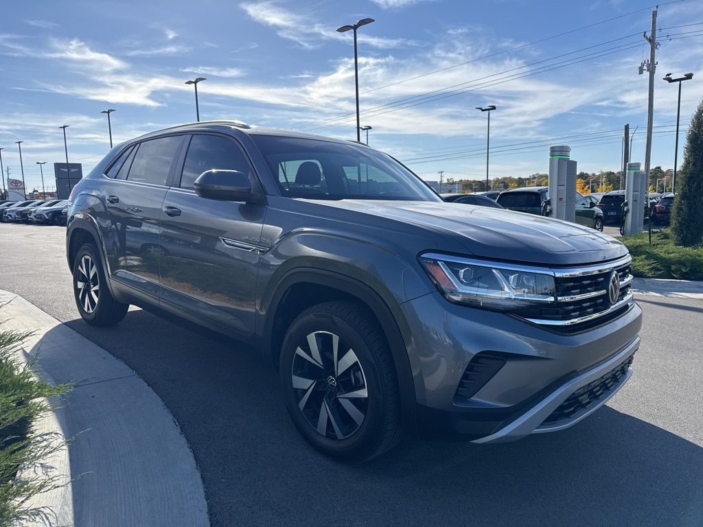 Used 2023 Volkswagen Atlas Cross Sport 2.0T SE SUV
