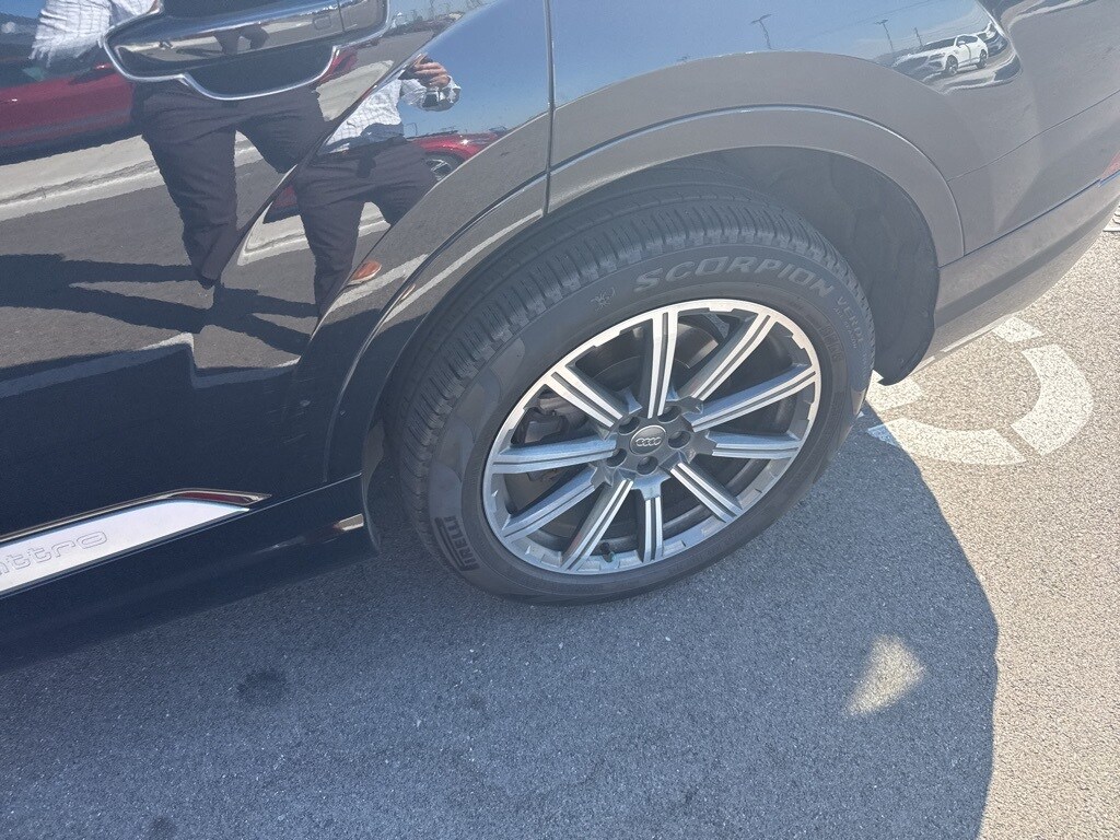 2018 Audi Q7 3.0T Prestige photo 4