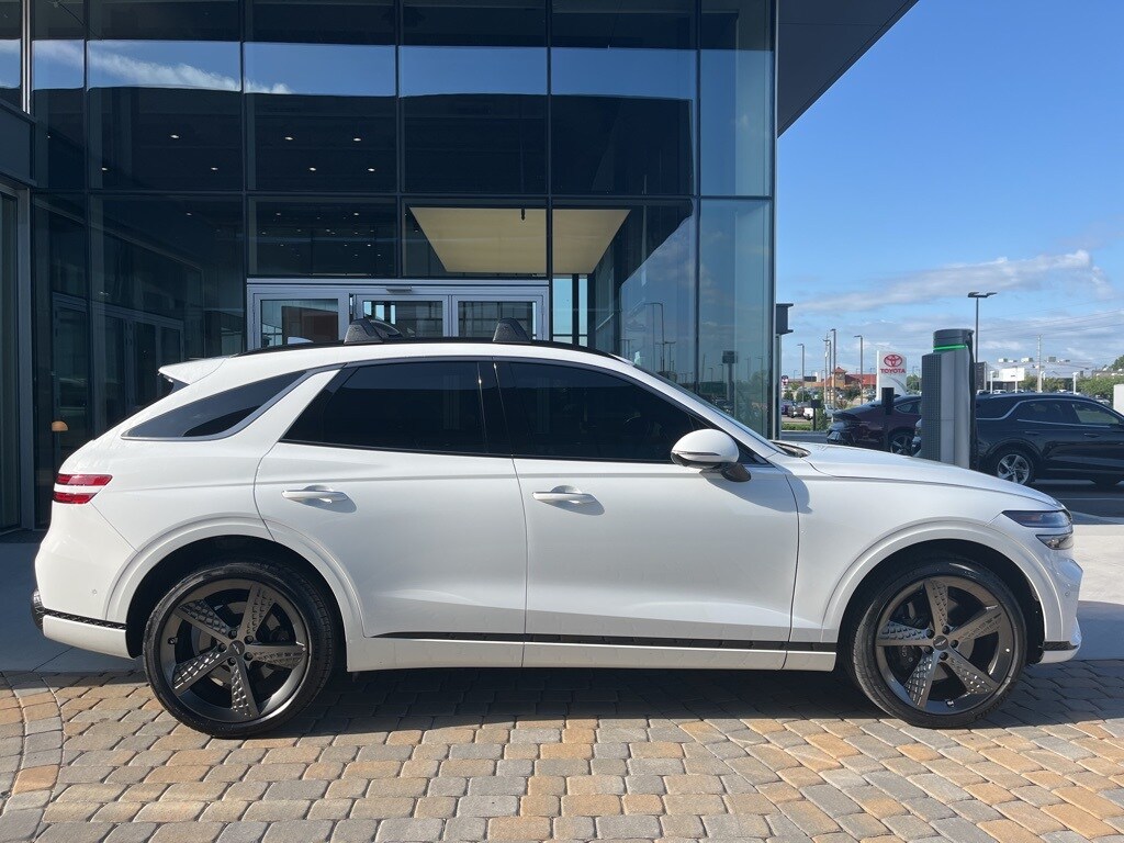 2025 Genesis GV70 3.5T Sport photo 4