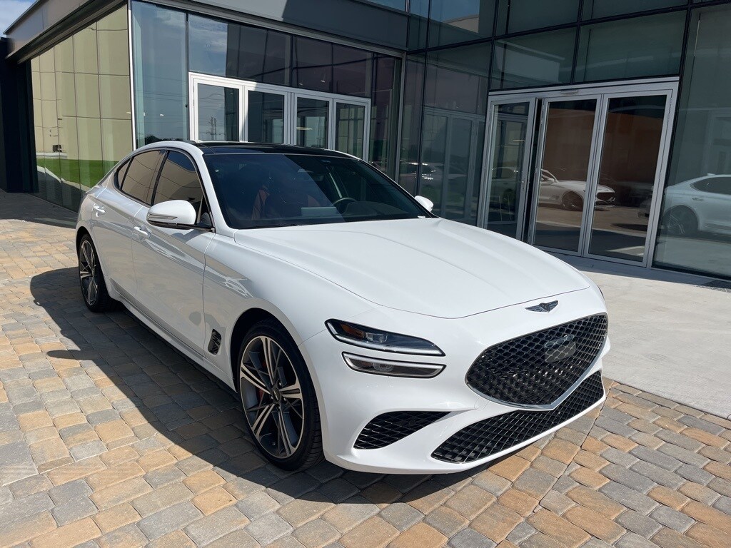 2025 Genesis G70 3.3T Sport Advanced photo 3