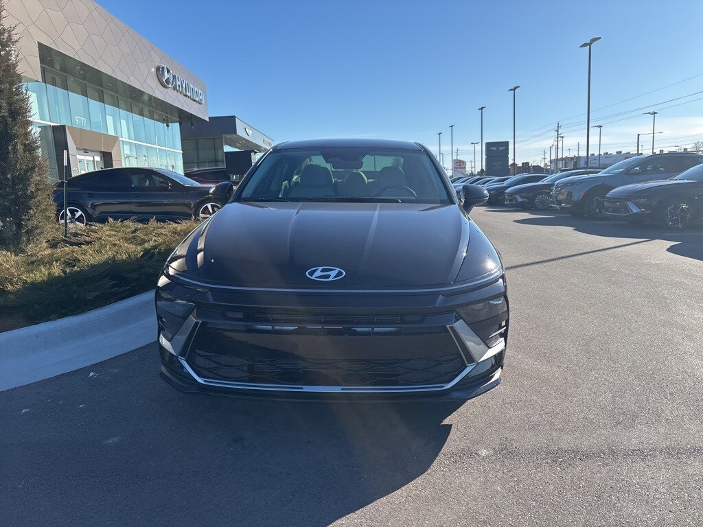 Certified 2025 Hyundai Sonata SE Sedan