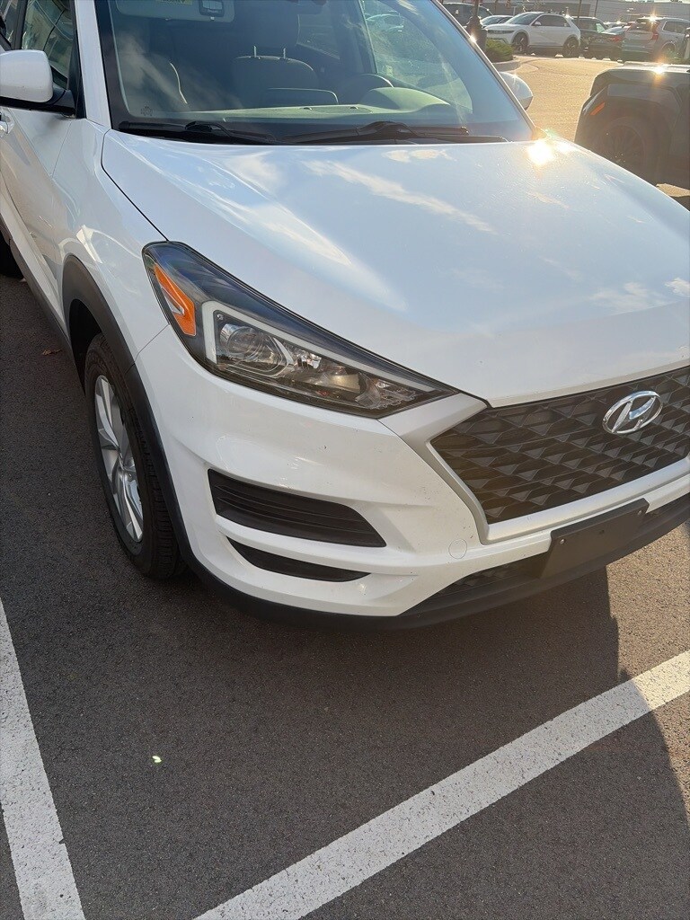 2019 Hyundai Tucson SE photo 3