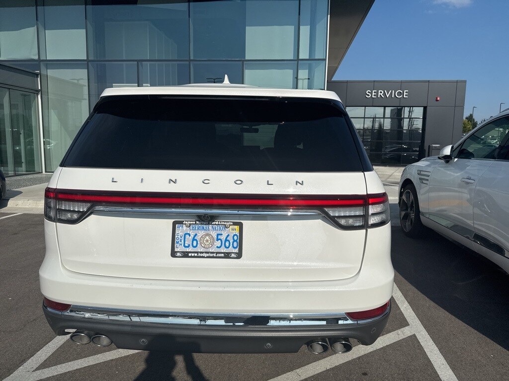 2021 Lincoln Aviator Reserve photo 3