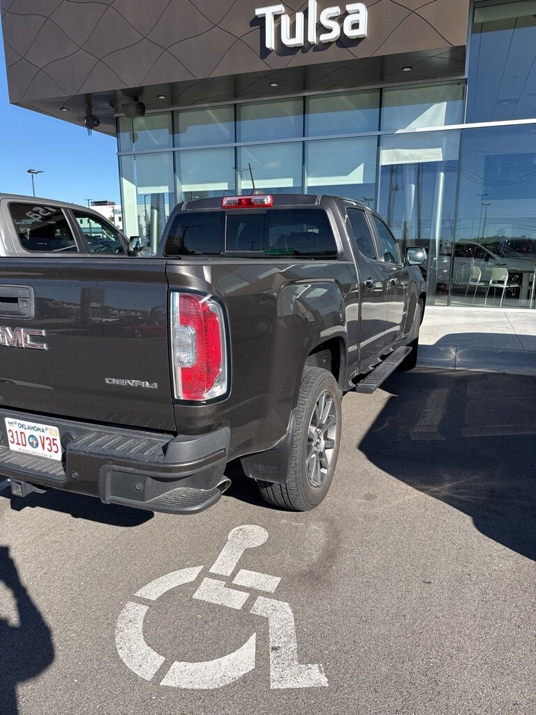 2019 Gmc Canyon Denali photo 2