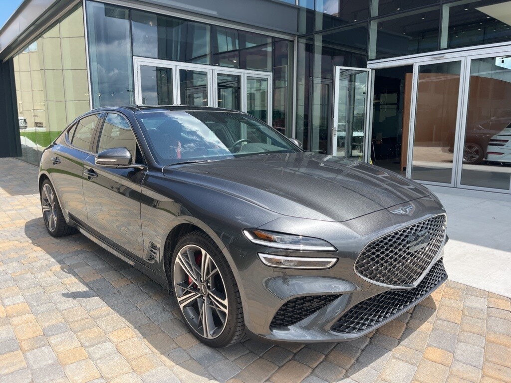 2025 Genesis G70 3.3T Sport Advanced photo 3