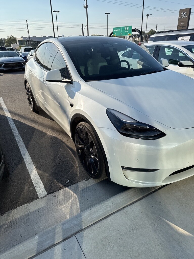 2021 Tesla Model Y Performance photo 2