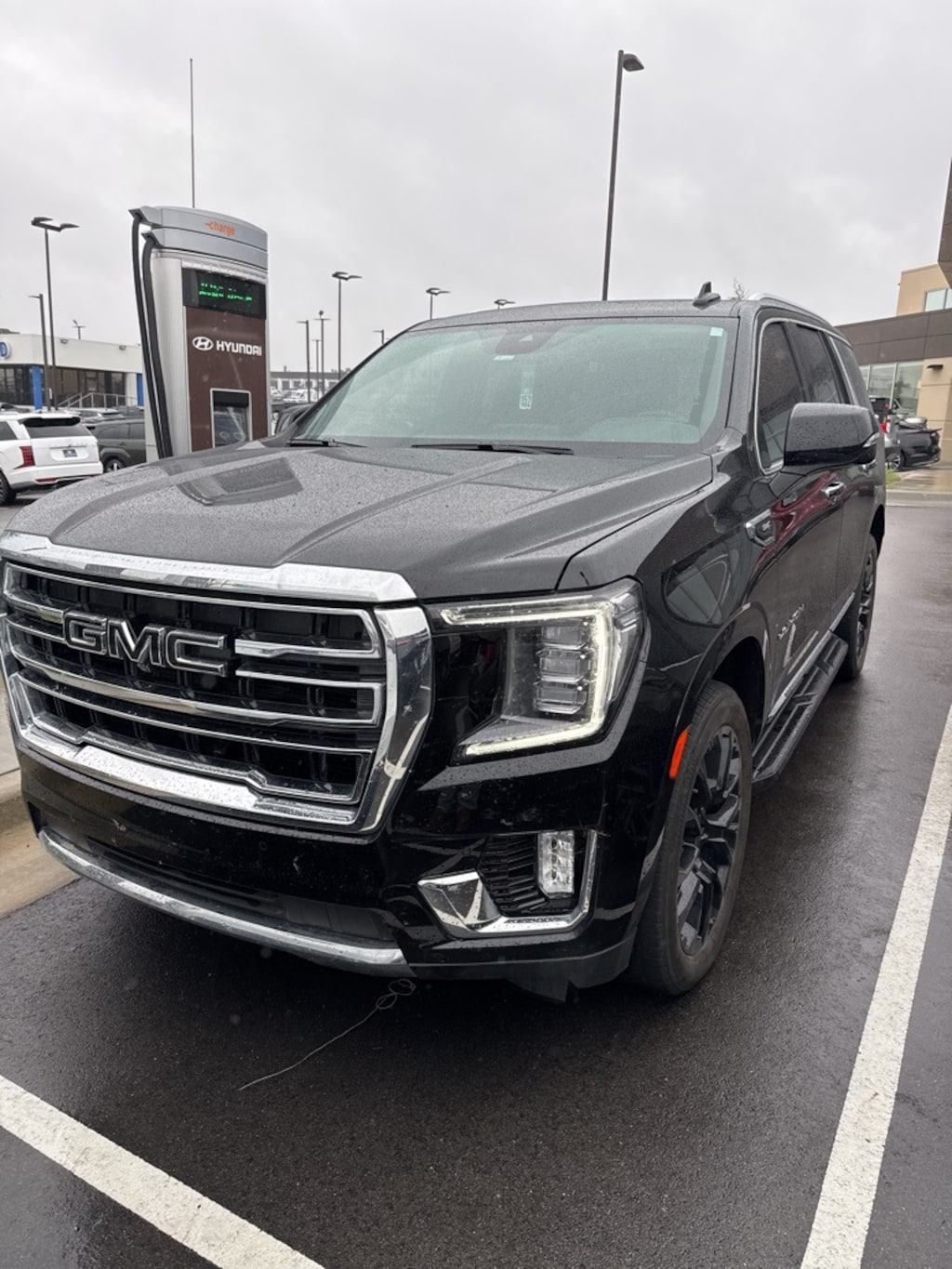 Used 2023 GMC Yukon SLT SUV