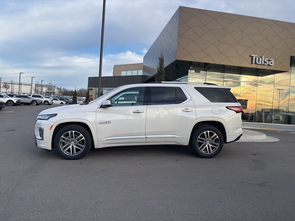 Used 2023 Chevrolet Traverse High Country SUV