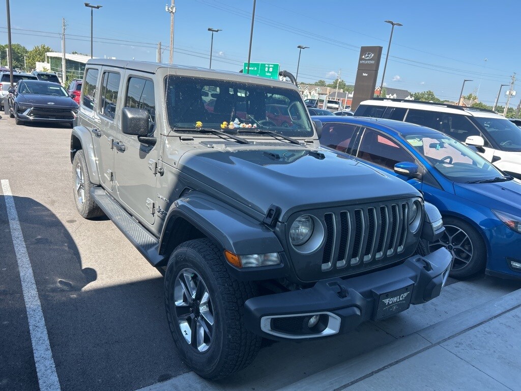 2021 Jeep Wrangler Unlimited Sahara photo 2