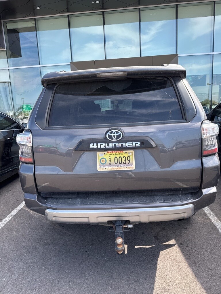 2021 Toyota 4Runner TRD Off-Road photo 2