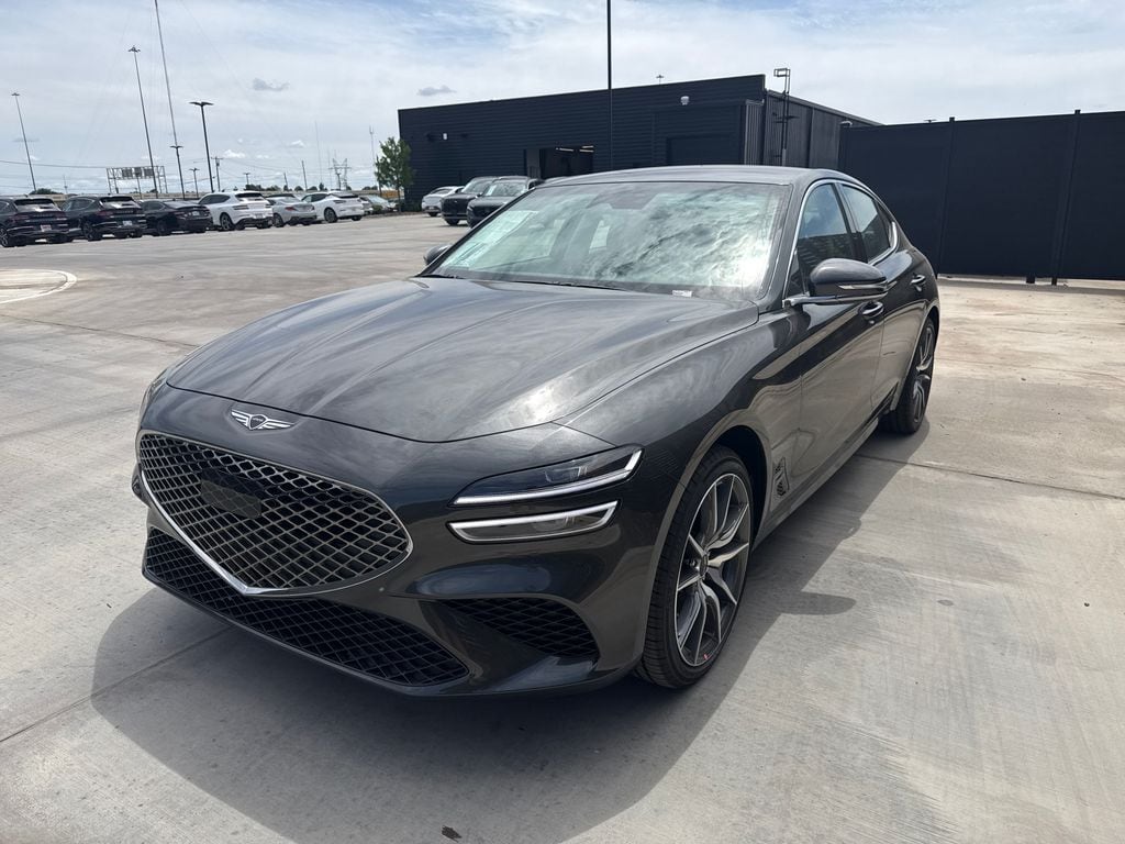 2026 Genesis G70 2.5T Standard's photo