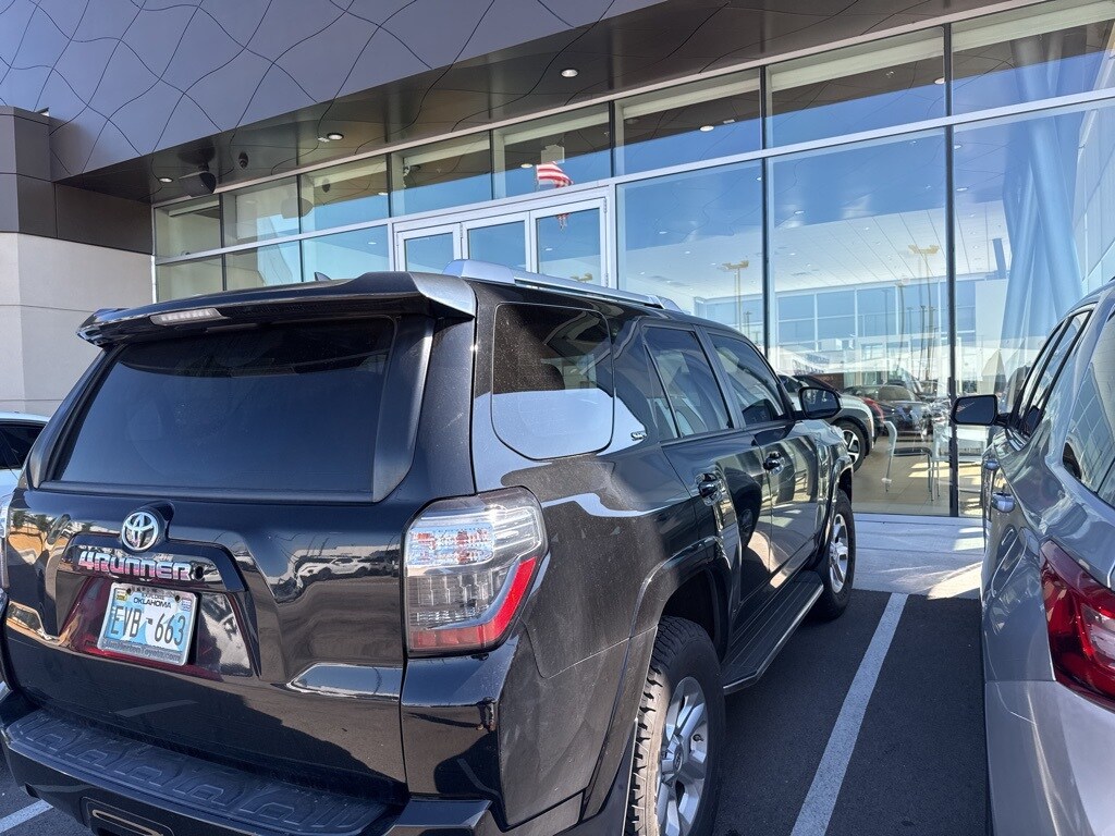2014 Toyota 4Runner SR5 Sport photo 3