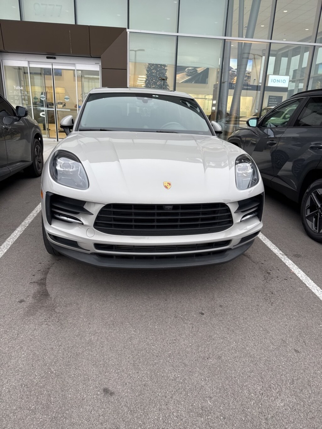 Used 2020 Porsche Macan Base SUV